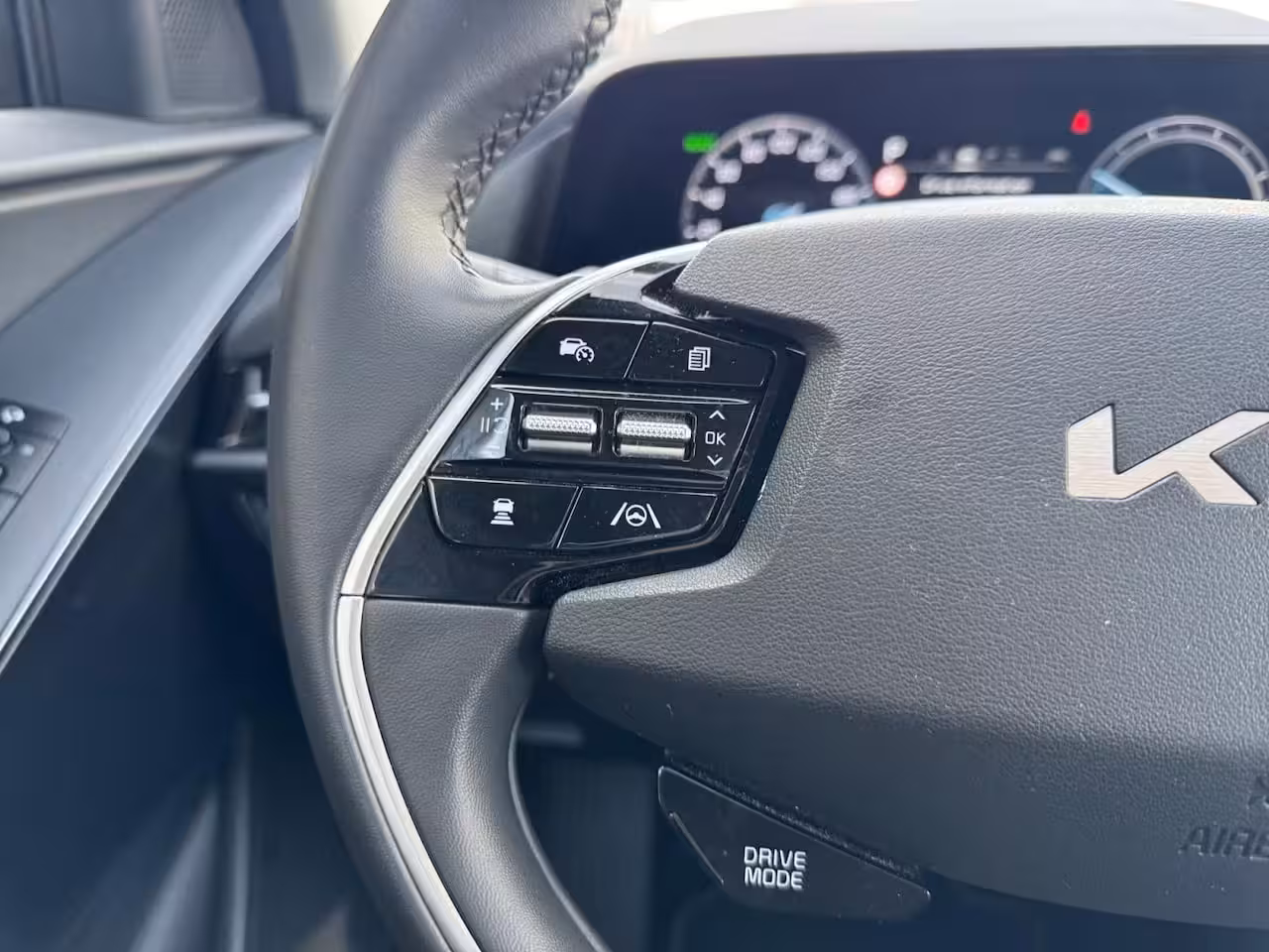 Kia Niro EV DynamicLine 64.8 kWh | Navigatie | LM-Velgen | Climate control | adaptieve cruise control