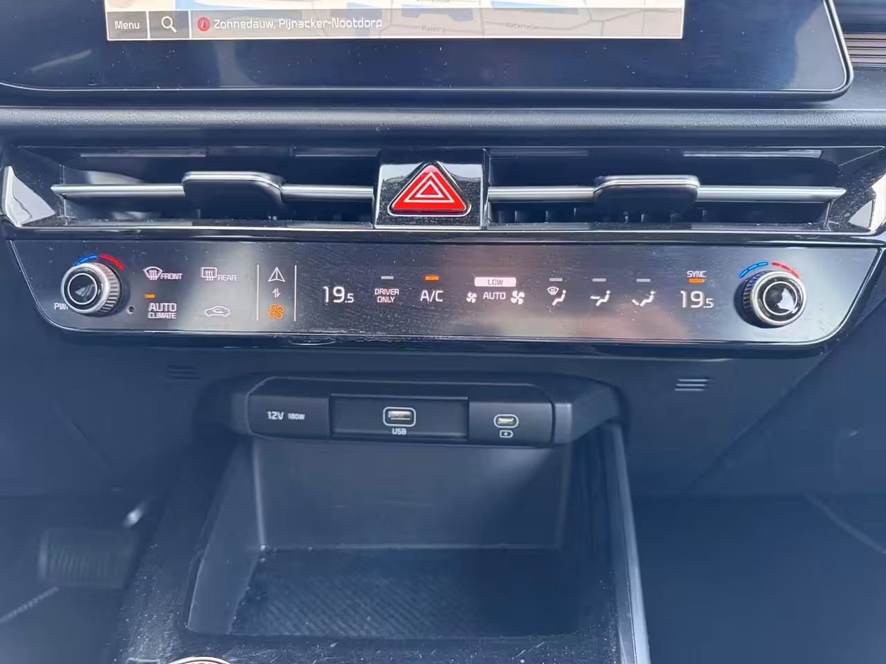 Kia Niro EV DynamicLine 64.8 kWh | Navigatie | LM-Velgen | Climate control | adaptieve cruise control