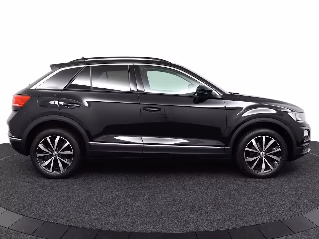 Volkswagen T-Roc 1.5 TSI Sport Business R | Airco | Cruise Control | Trekhaak 1500 KG |