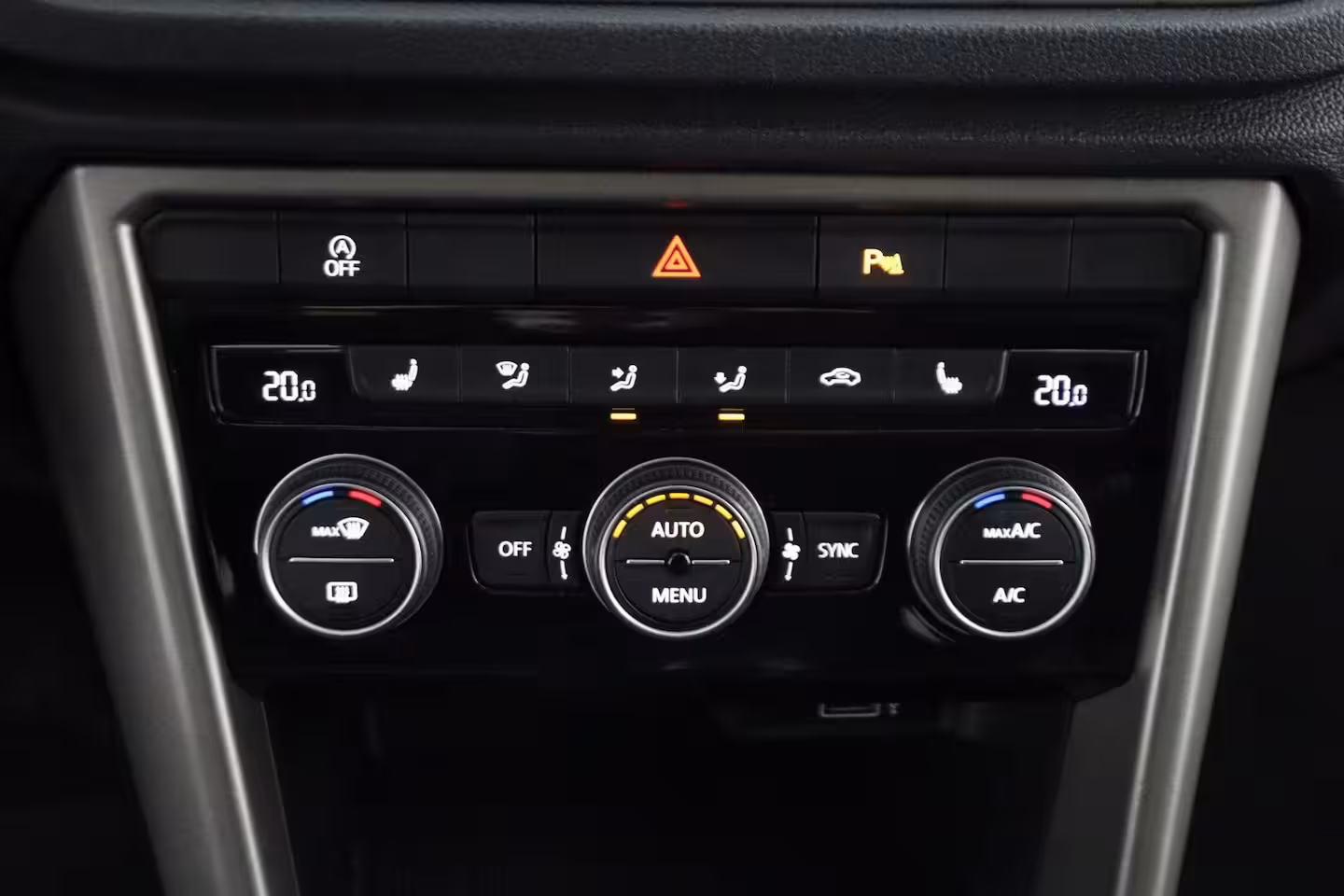 Volkswagen T-Roc 1.5 TSI Sport Business R | Airco | Cruise Control | Trekhaak 1500 KG |