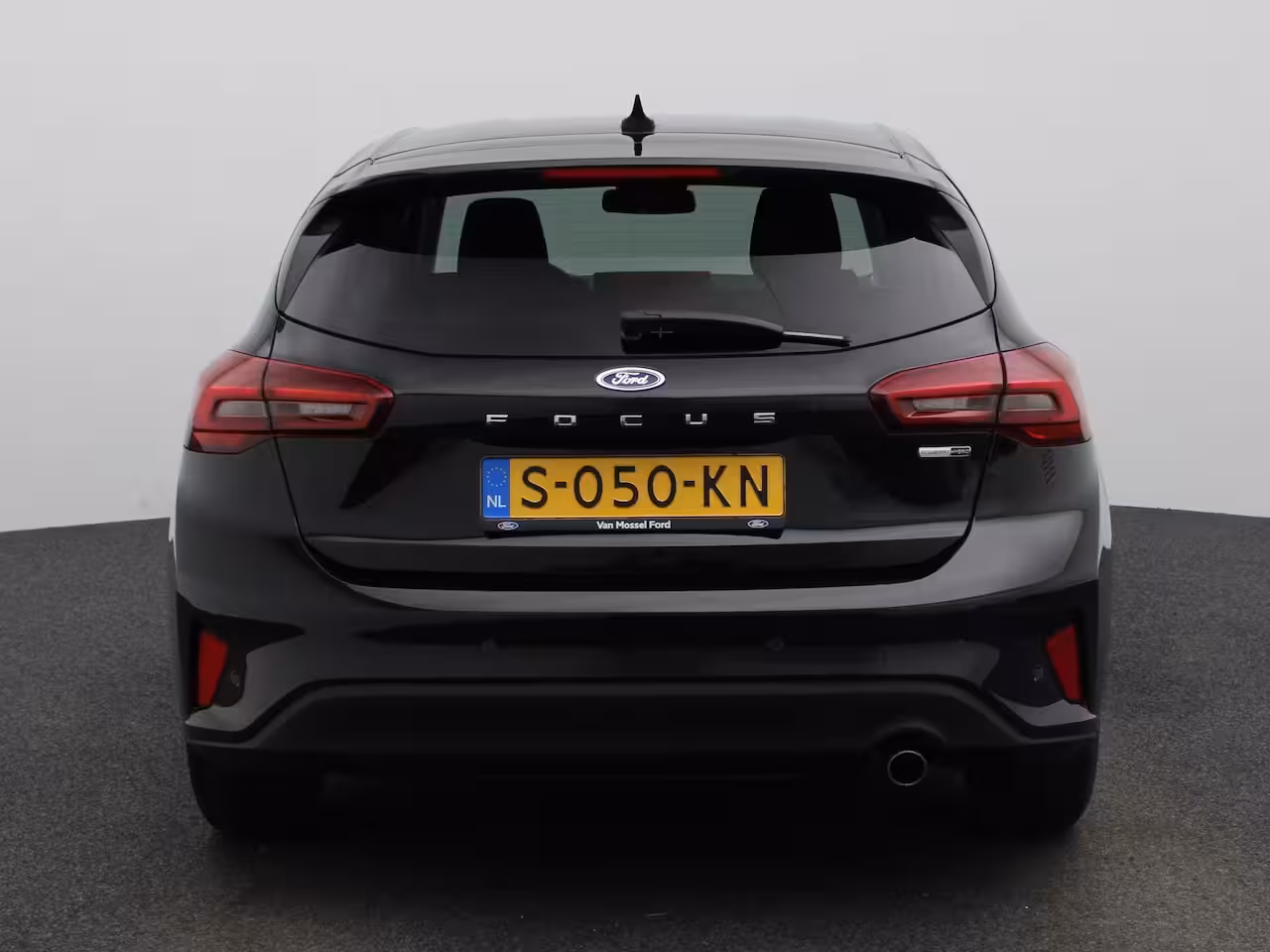 Ford Focus 1.0 EcoBoost Hybrid Titanium | Climate Control | Cruise Control | Navigatie | Parkeersenso