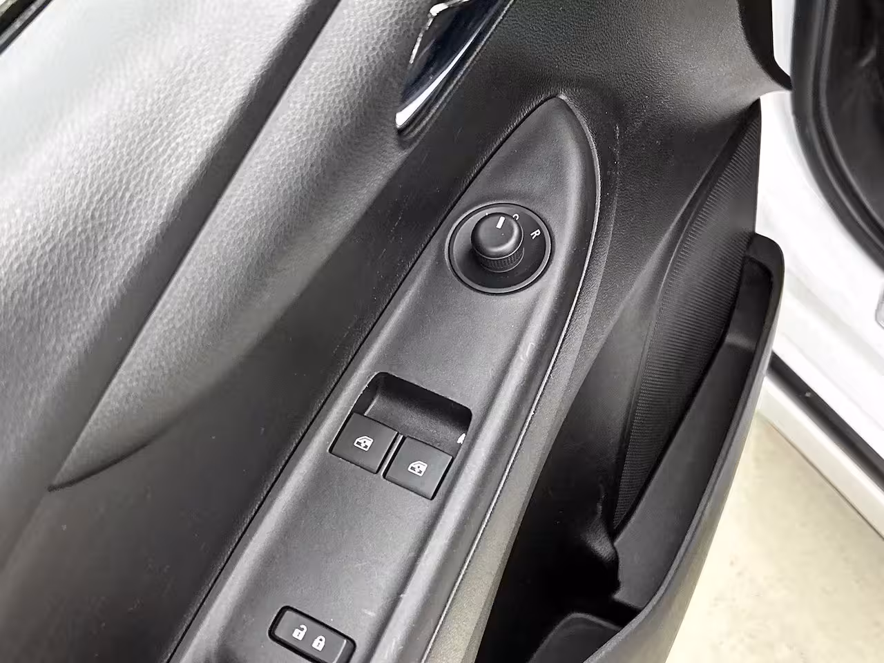 Opel Karl 1.0 Rocks Online Edition Apple Carplay/Android Auto | Stoelverwarming