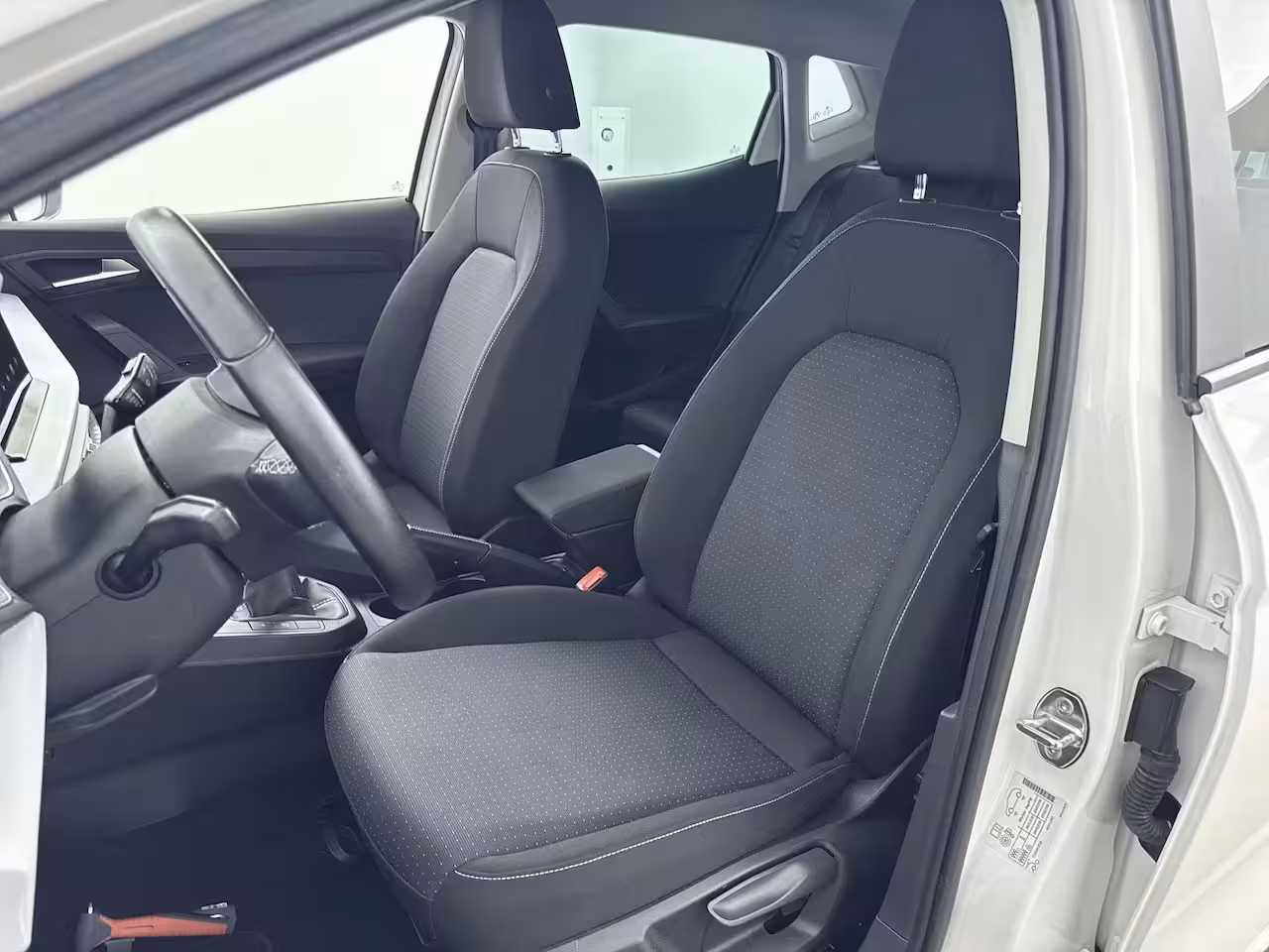 Seat Ibiza 1.0 EcoTSI Style Business Intense | Airco | Navigatie | parkeersensoren