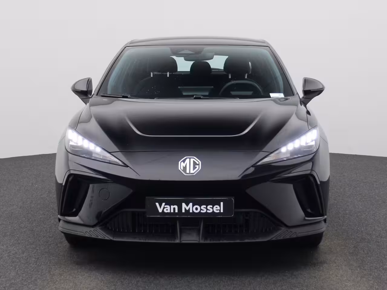 MG MG4 Standard 51 kWh | UNIEKE KM STAND | Adaptive Cruise Control | Carplay | Parkeersensoren |