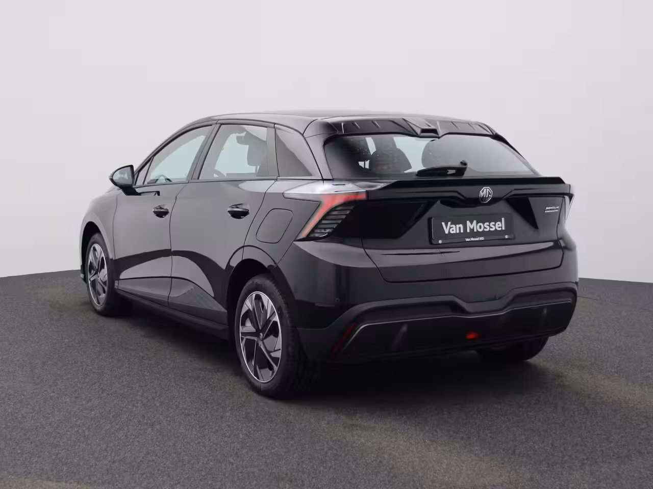 MG MG4 Standard 51 kWh | UNIEKE KM STAND | Adaptive Cruise Control | Carplay | Parkeersensoren |