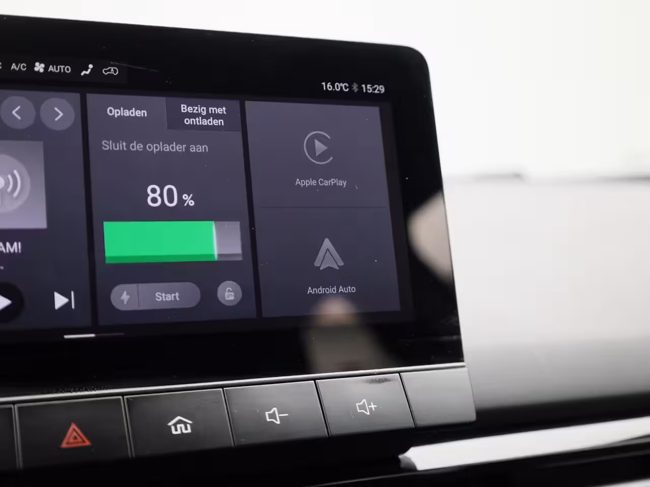 MG MG4 Standard 51 kWh | UNIEKE KM STAND | Adaptive Cruise Control | Carplay | Parkeersensoren |