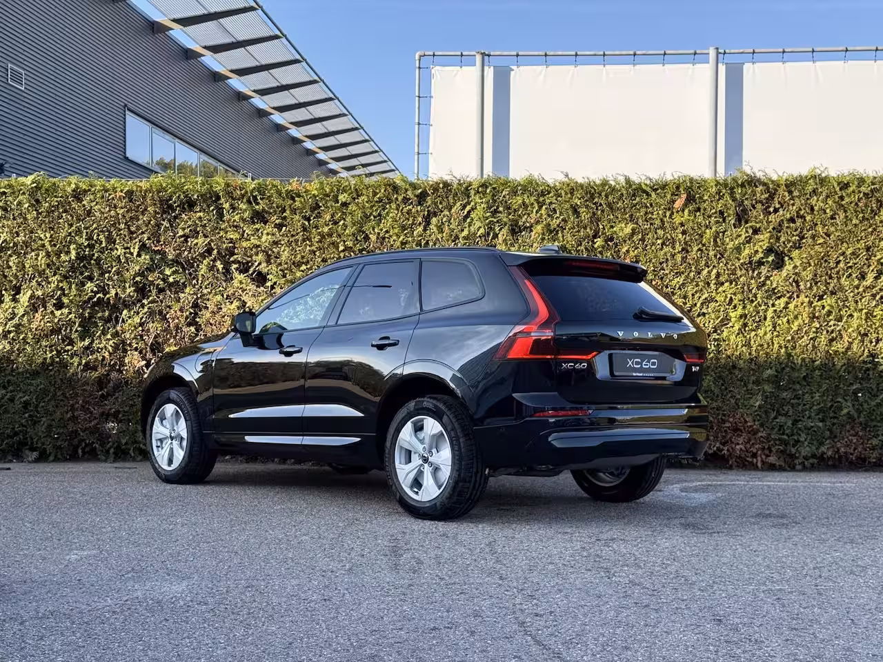 Volvo XC60 2.0 T6 Plug-in hybrid AWD Business Edition