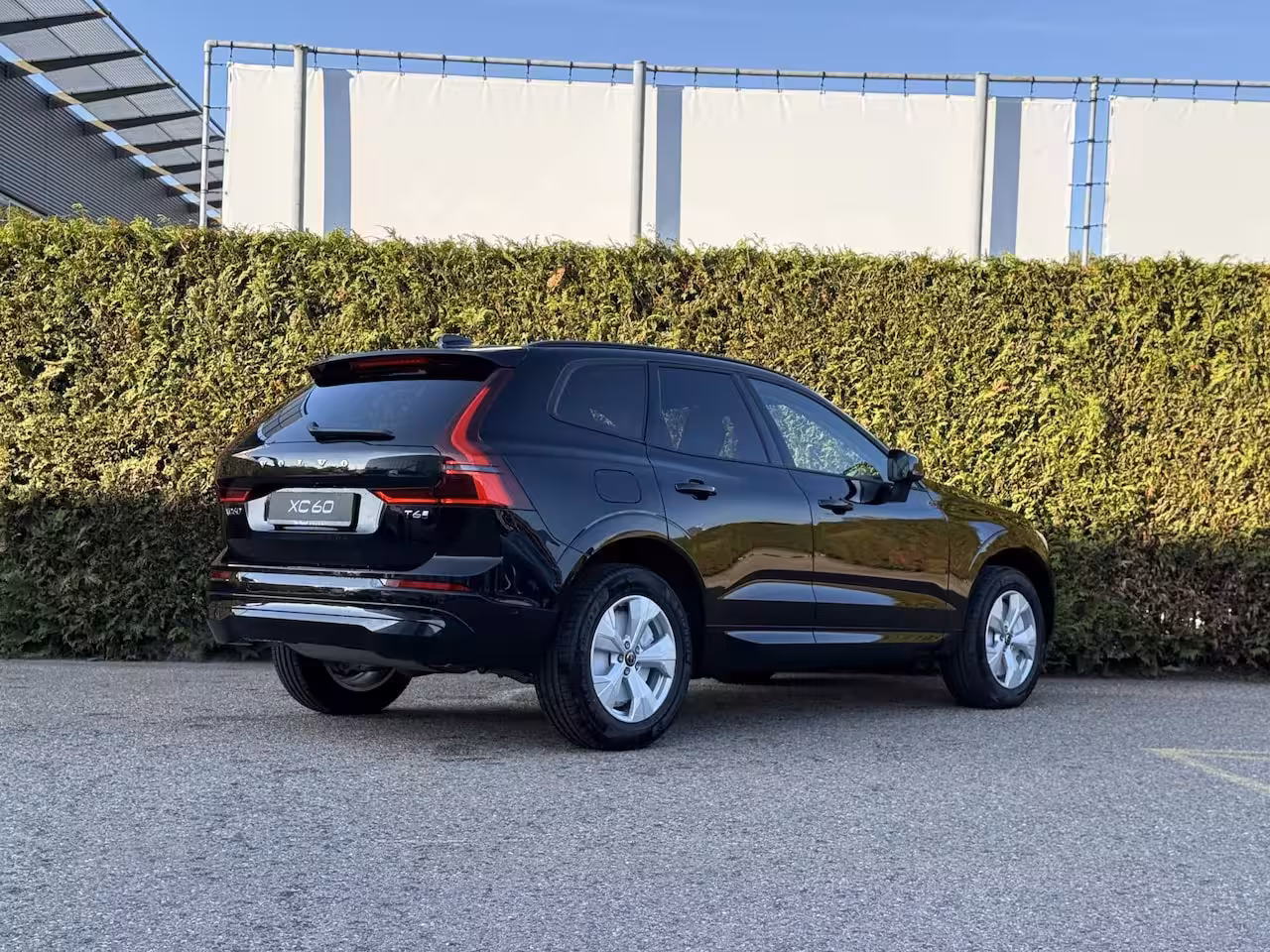 Volvo XC60 2.0 T6 Plug-in hybrid AWD Business Edition