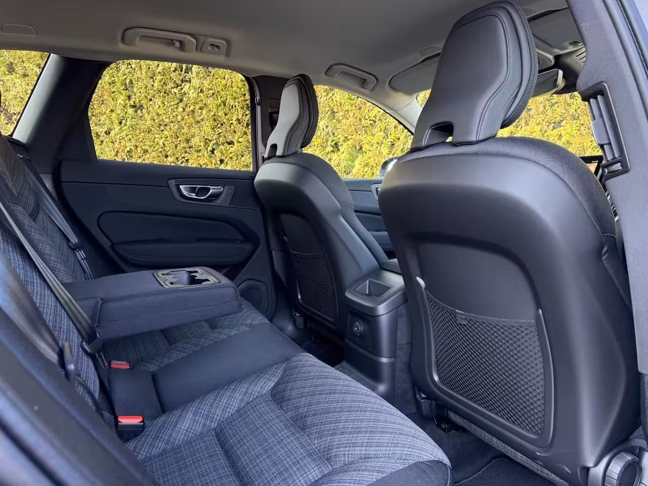 Volvo XC60 2.0 T6 Plug-in hybrid AWD Business Edition