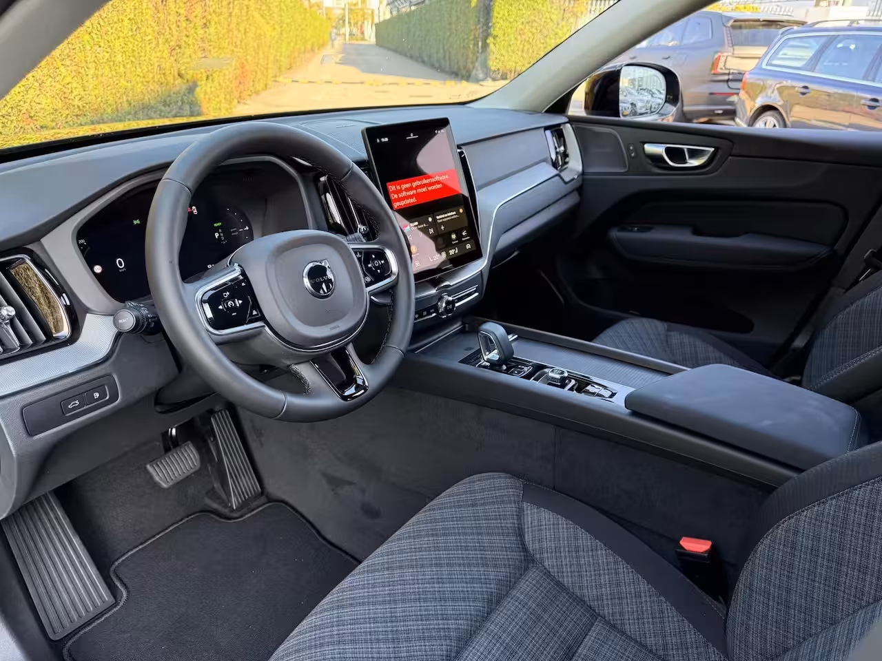 Volvo XC60 2.0 T6 Plug-in hybrid AWD Business Edition