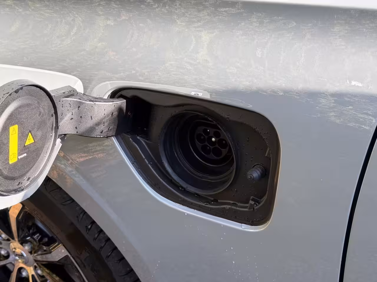 Volvo V60 2.0 T6 Plug-in hybrid AWD Plus Dark