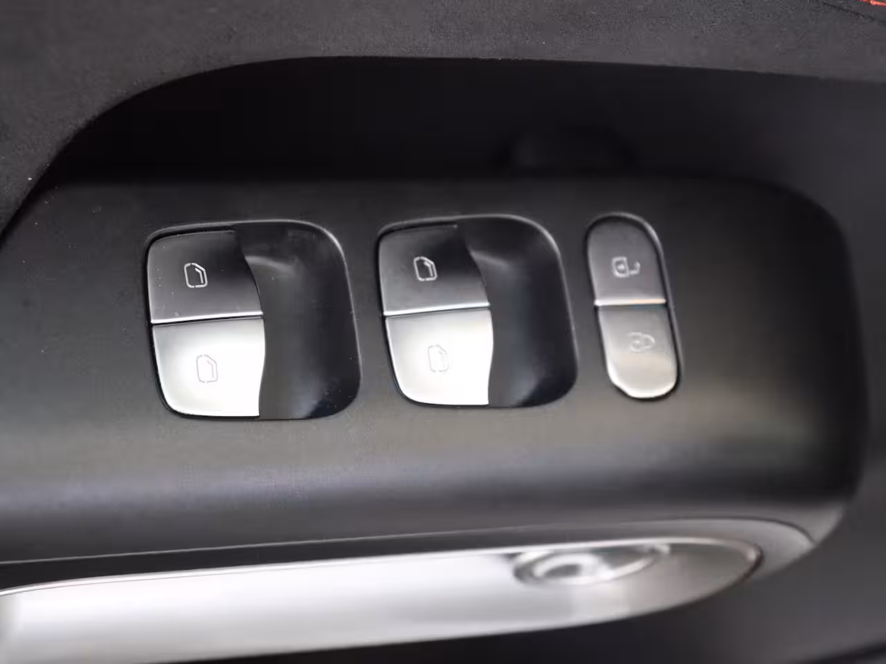 Smart #5 5 Brabus / Drive Pilot / Stuurwiel- & Stoelverwarming voor- & achterin / Head-Up Display /