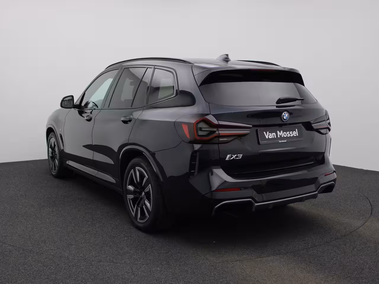 BMW iX3 Executive 80 kWh | 100 % SOH | M-SPORT | TREKHAAK | PANORAMA-SCHUIFDAK | LEER | CAMERA | S