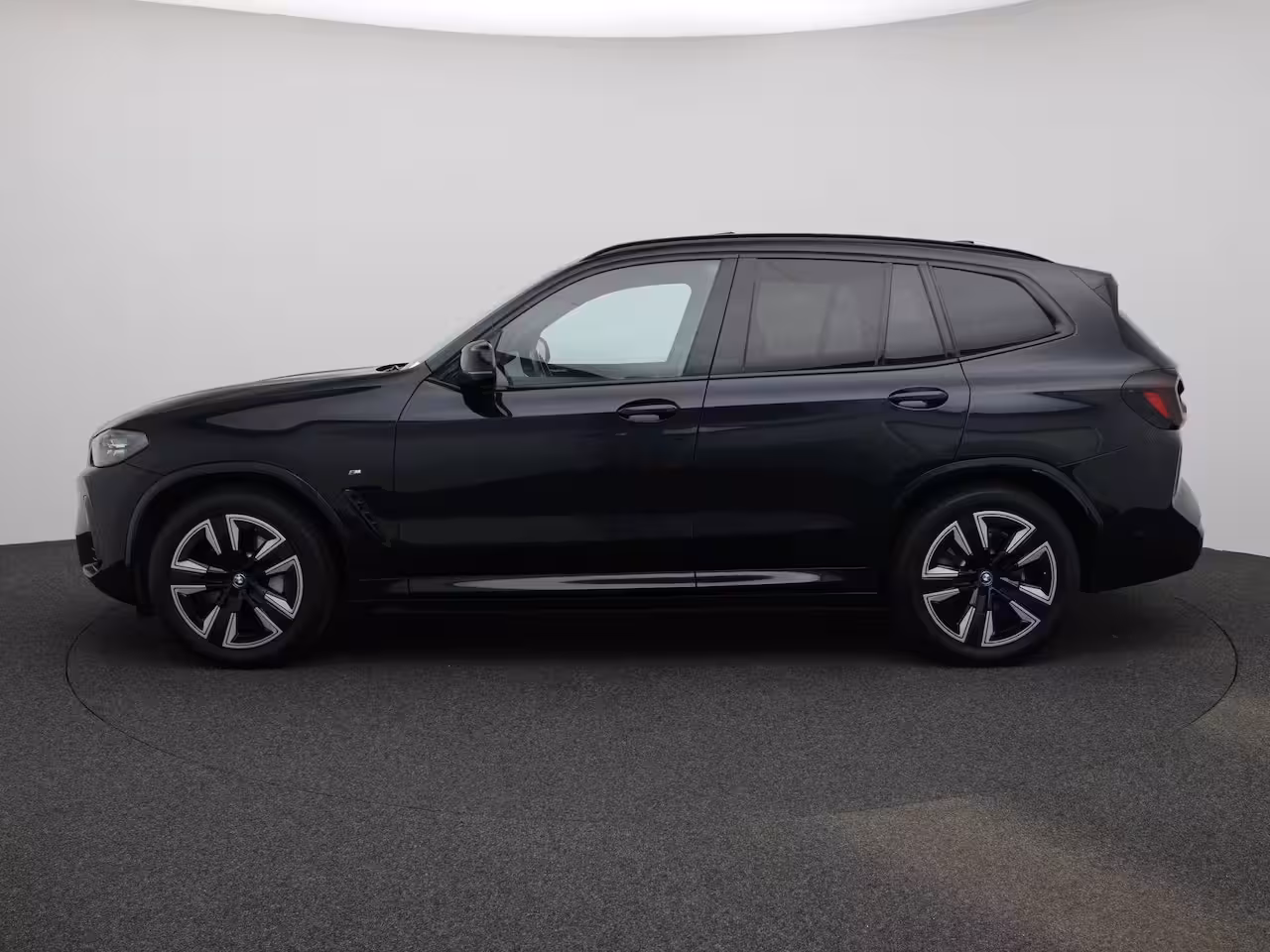 BMW iX3 Executive 80 kWh | 100 % SOH | M-SPORT | TREKHAAK | PANORAMA-SCHUIFDAK | LEER | CAMERA | S