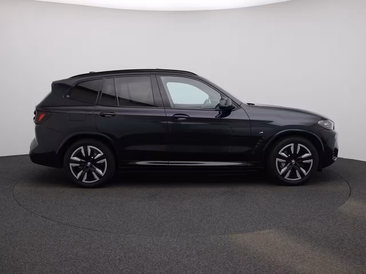 BMW iX3 Executive 80 kWh | 100 % SOH | M-SPORT | TREKHAAK | PANORAMA-SCHUIFDAK | LEER | CAMERA | S