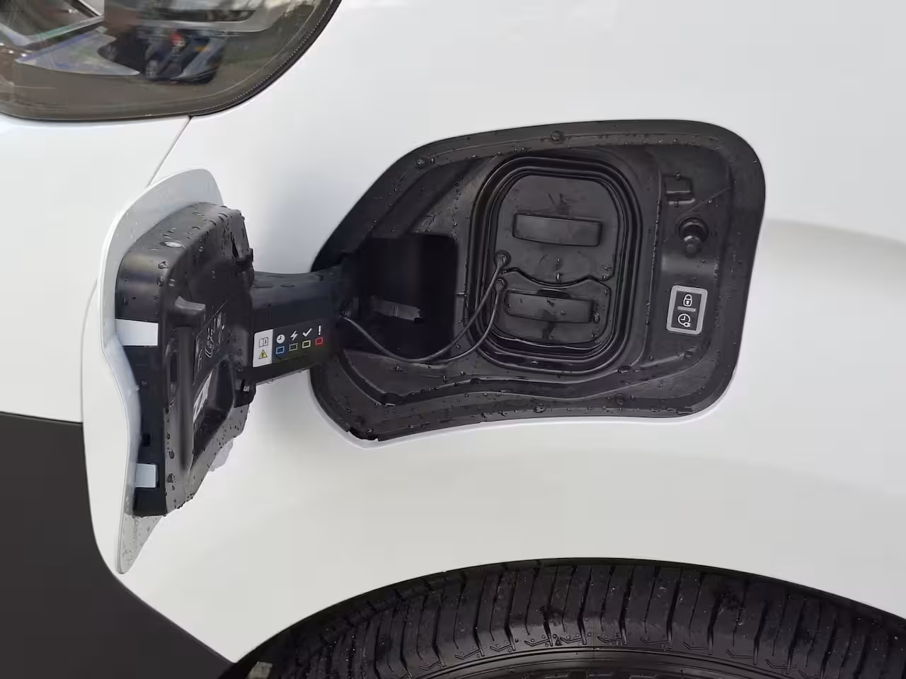 Toyota ProAce Electric Worker 50 kWh | Android/Apple Carplay | Achteruitrijcamera | Parkeersensoren Achter | Cruise Cont