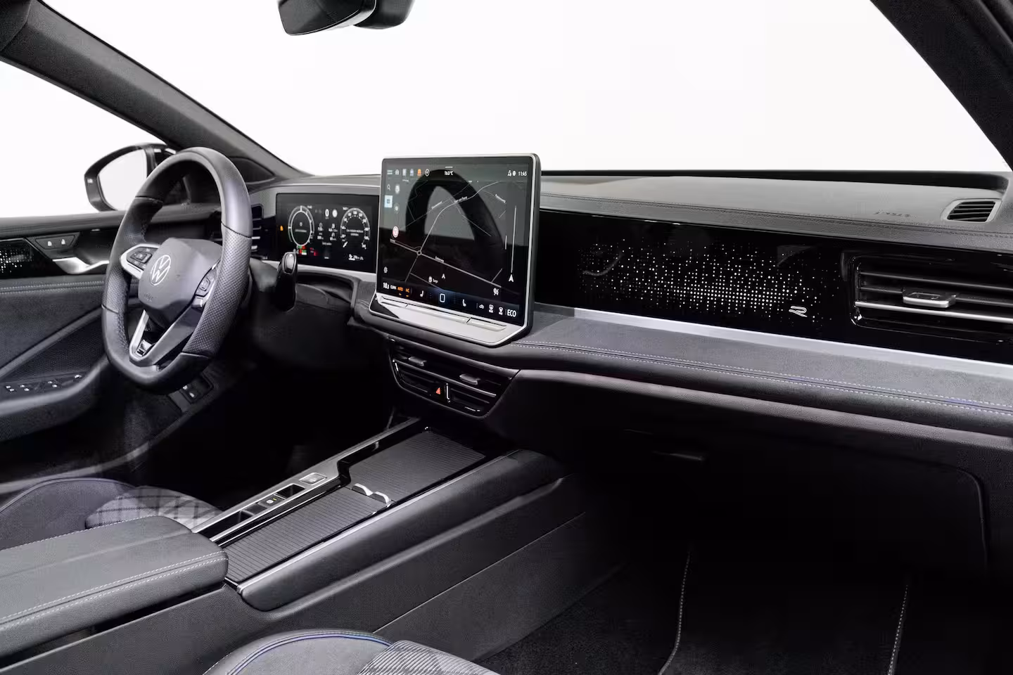 Volkswagen Passat Variant 1.5 eHybrid 272 pk R-Line Edition | Achterstoelen verwarmd | Achteruitrijcamera | Elektris