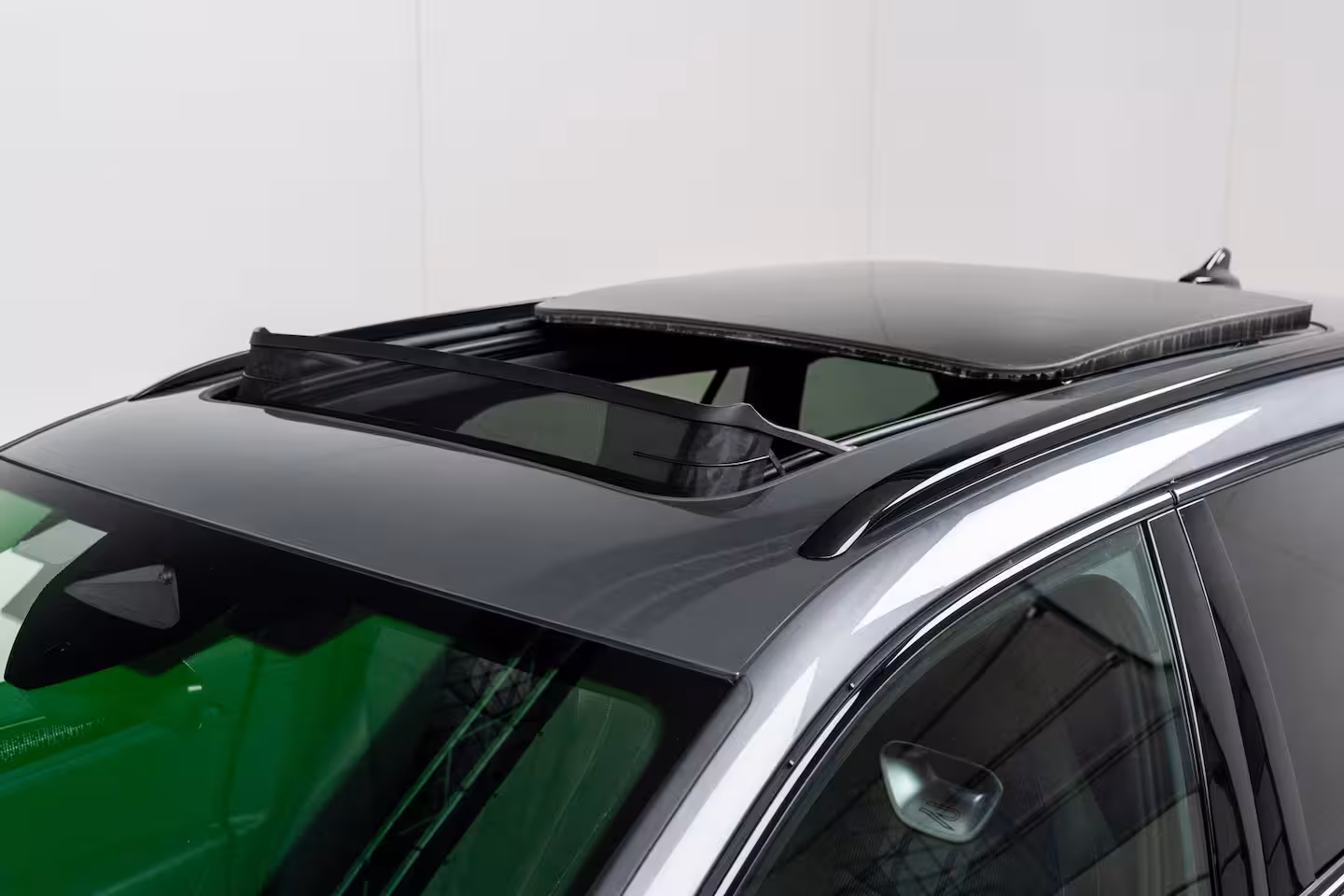 Volkswagen Passat Variant 1.5 eHybrid 272 pk R-Line Edition | Achterstoelen verwarmd | Achteruitrijcamera | Elektris