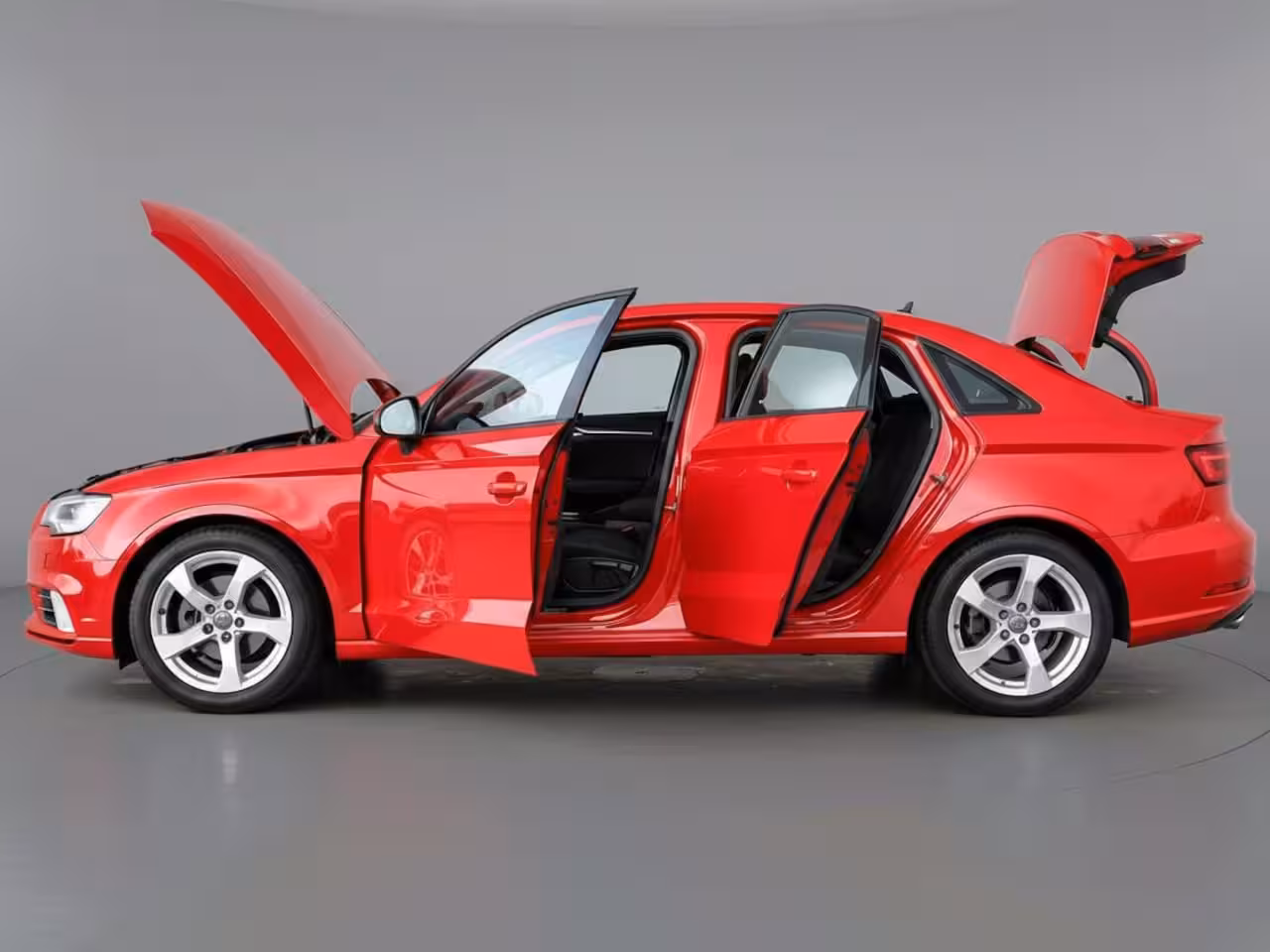 Audi A3 Limousine 35 TFSI Business edition | Clima | Cruise | Multimedia/Navi | Stoelverwarming | PDC + Came