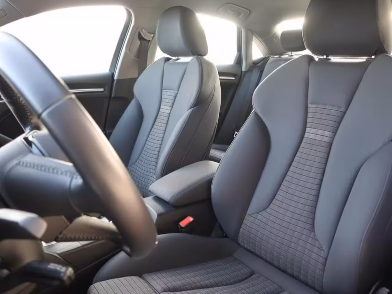 Audi A3 Limousine 35 TFSI Business edition | Clima | Cruise | Multimedia/Navi | Stoelverwarming | PDC + Came
