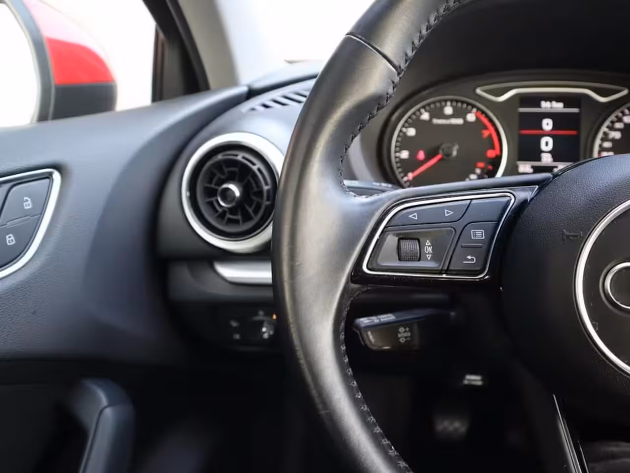 Audi A3 Limousine 35 TFSI Business edition | Clima | Cruise | Multimedia/Navi | Stoelverwarming | PDC + Came