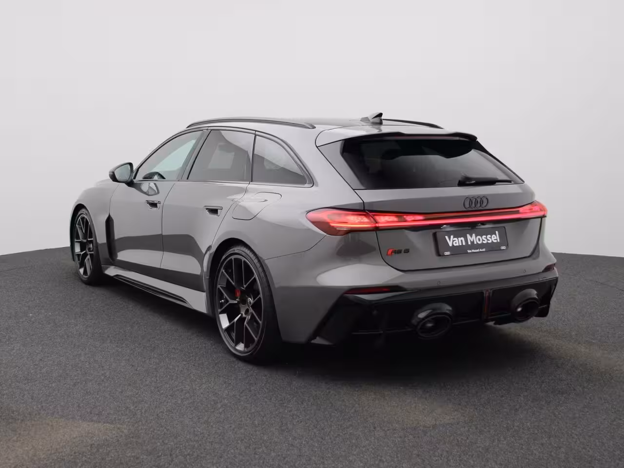 Audi RS5 Avant e-hybrid quattro 639 PK | RS-sportuitlaat | RS-sportstoel plus | Sportpakket | Panor
