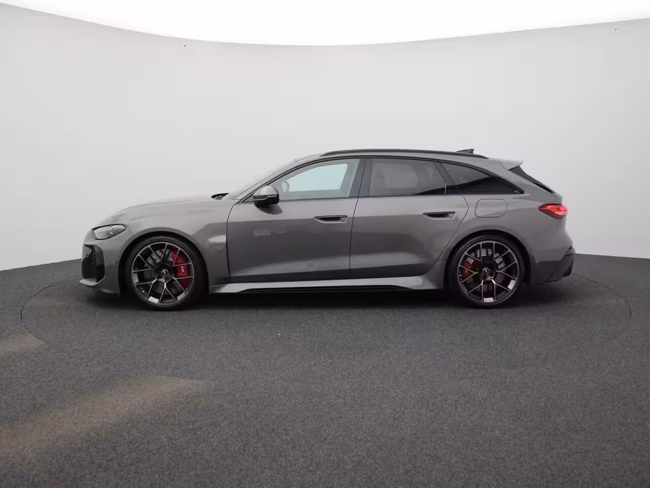 Audi RS5 Avant e-hybrid quattro 639 PK | RS-sportuitlaat | RS-sportstoel plus | Sportpakket | Panor