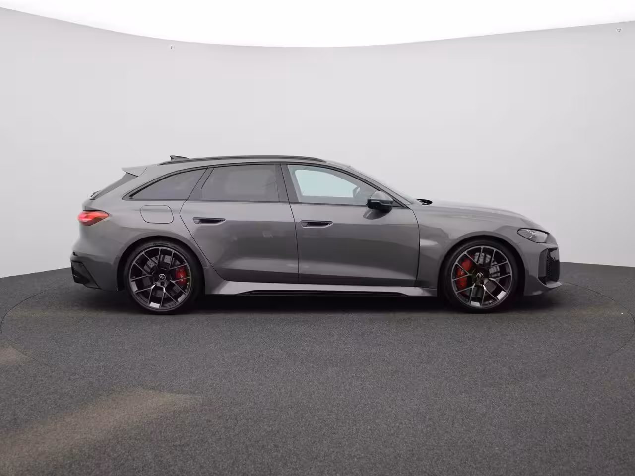 Audi RS5 Avant e-hybrid quattro 639 PK | RS-sportuitlaat | RS-sportstoel plus | Sportpakket | Panor