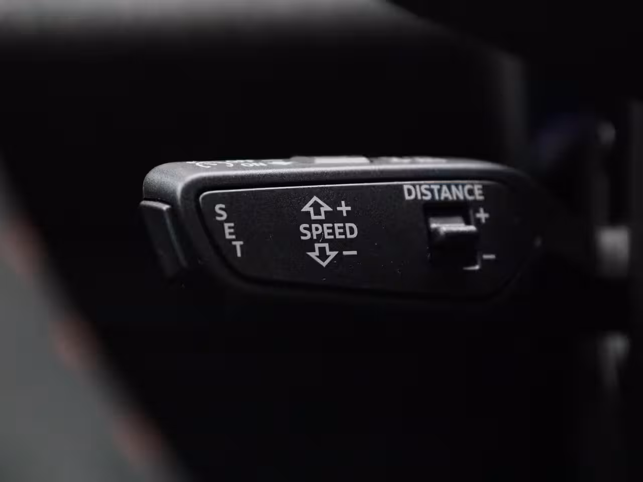 Audi RS5 Avant e-hybrid quattro 639 PK | RS-sportuitlaat | RS-sportstoel plus | Sportpakket | Panor
