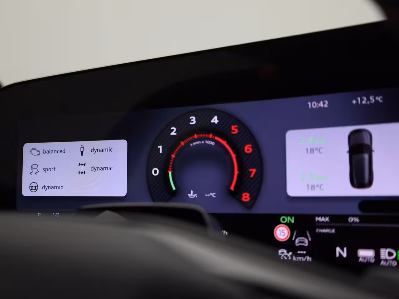 Audi RS5 Avant e-hybrid quattro 639 PK | RS-sportuitlaat | RS-sportstoel plus | Sportpakket | Panor