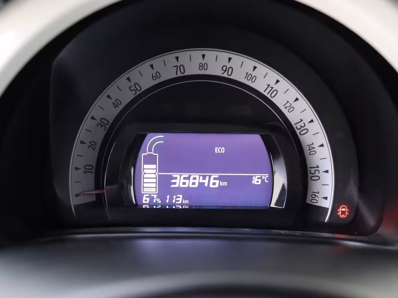 Renault Twingo Z.E. R80 Intens | achteropkomend verkeer waarschuwing | airco automatisch | Apple Carplay/Andro