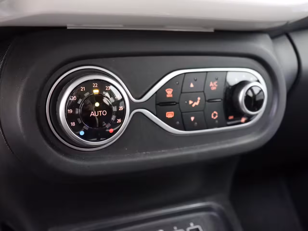 Renault Twingo Z.E. R80 Intens | achteropkomend verkeer waarschuwing | airco automatisch | Apple Carplay/Andro