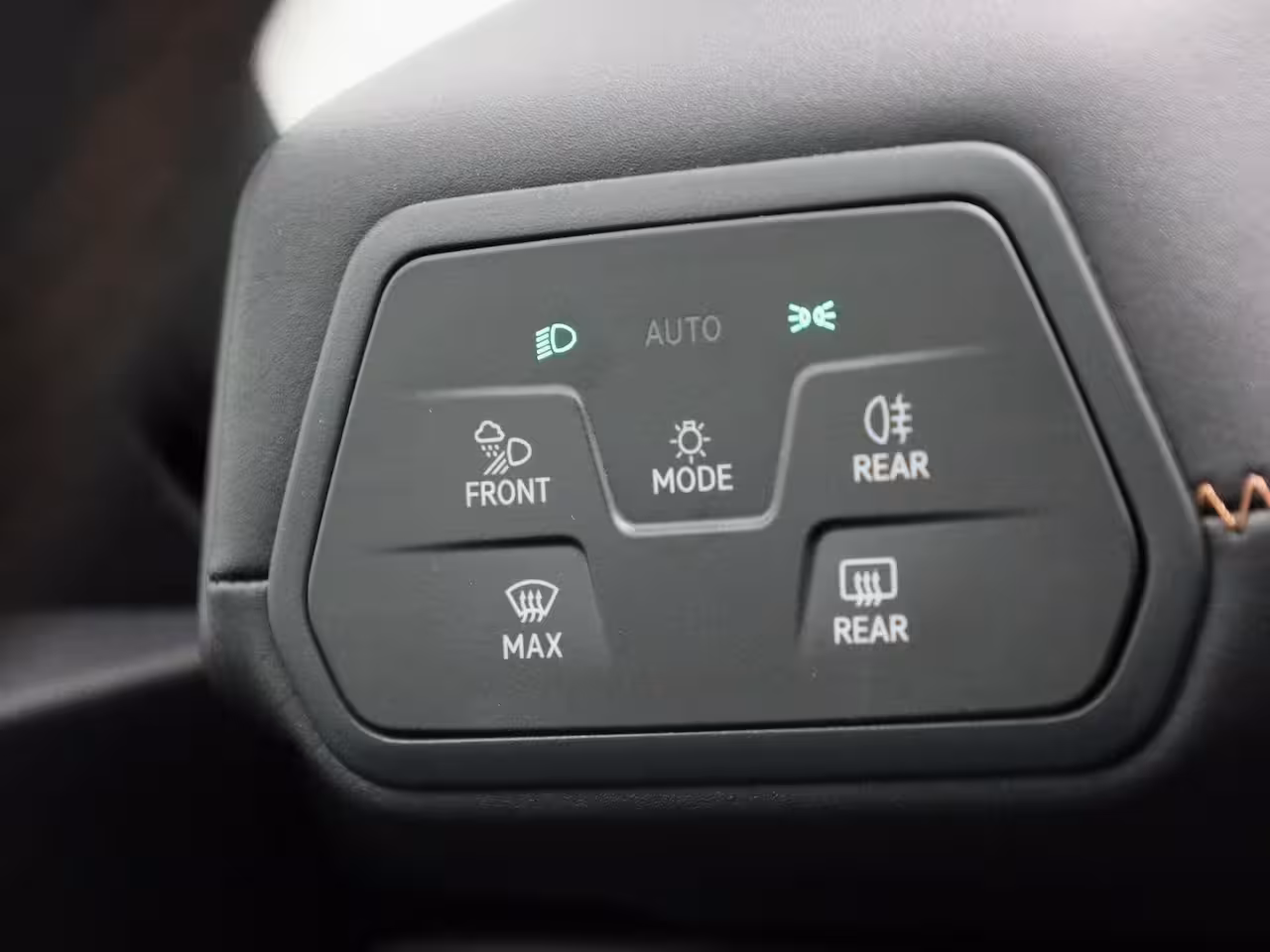 Cupra Born Business Plus 62 kWh ACHTERUITRIJCAMERA | ADAPTIVE CRUISE CONTROL | APPLE CARPLAY - ANDROI