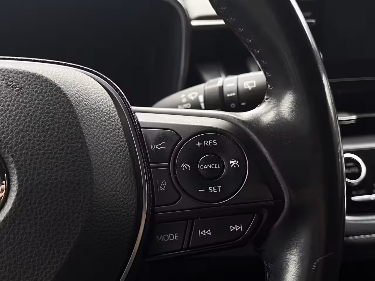 Toyota Corolla 1.8 Hybrid Active Camera, Bluetooth, LM