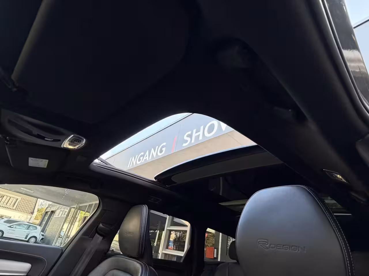 Volvo V90 2.0 T8 AWD R-Design Leer, Pano, Camera