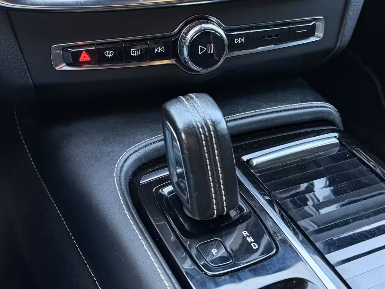 Volvo V90 2.0 T8 AWD R-Design Leer, Pano, Camera