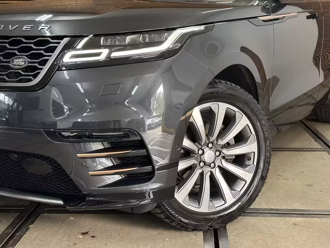 Land Rover Range Rover Velar 250PK| R-Dynamic SE| Virtual| Pano| Matrix LED| Ambient| Meridian| Winter Pack| 360°| ACC|