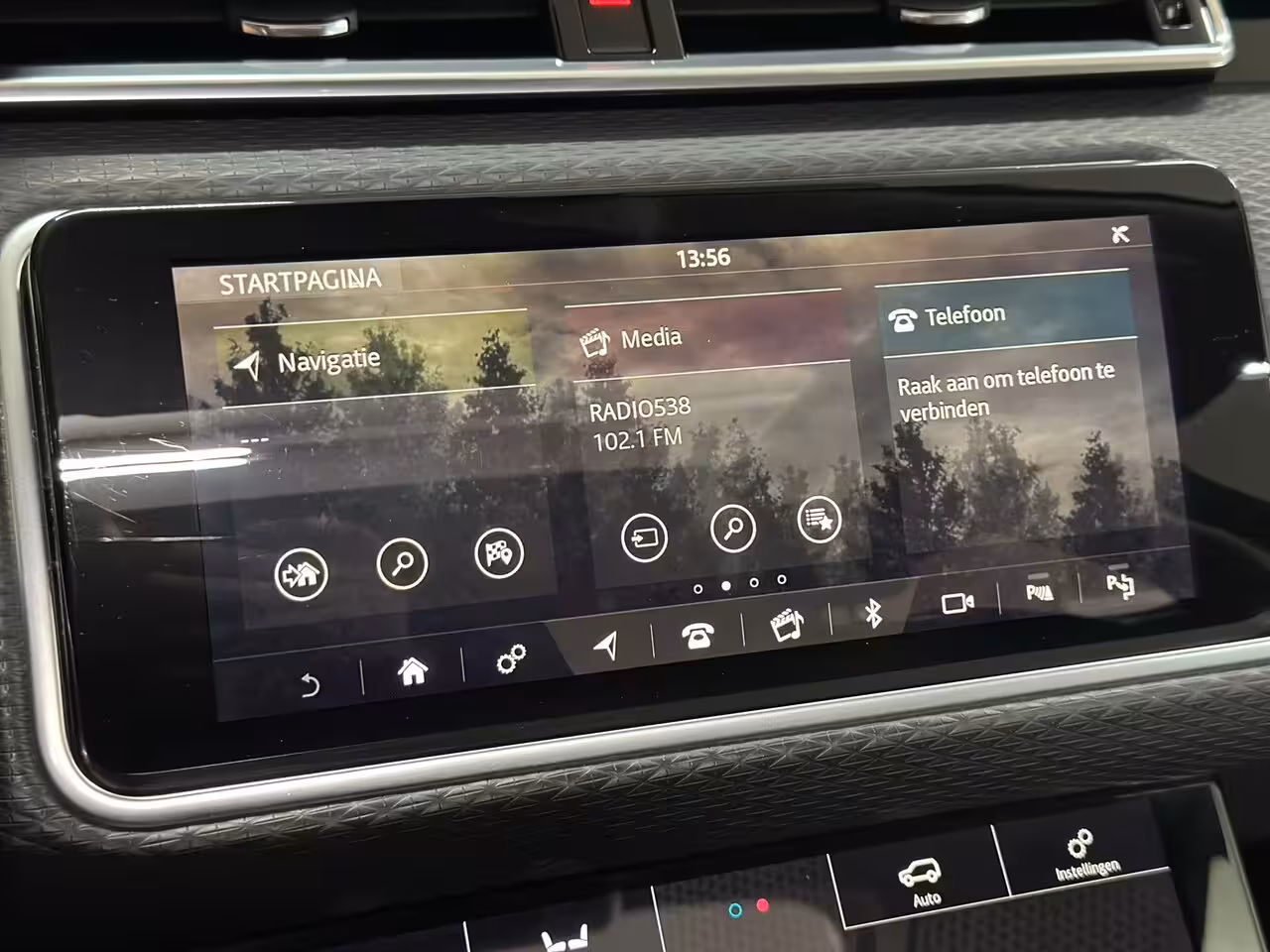 Land Rover Range Rover Velar 250PK| R-Dynamic SE| Virtual| Pano| Matrix LED| Ambient| Meridian| Winter Pack| 360°| ACC|