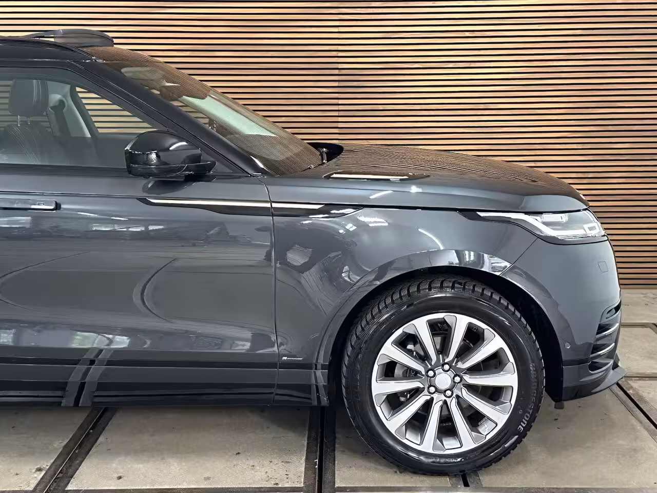 Land Rover Range Rover Velar 250PK| R-Dynamic SE| Virtual| Pano| Matrix LED| Ambient| Meridian| Winter Pack| 360°| ACC|