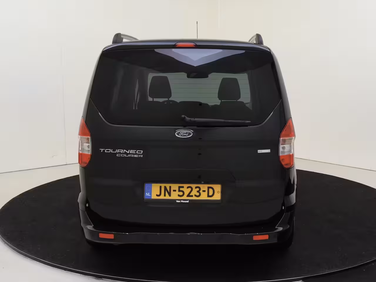 Ford Tourneo Courier 1.0 Titanium 5 persoons | Navigatie | Parkeercamera | Cruise control | LM velgen |