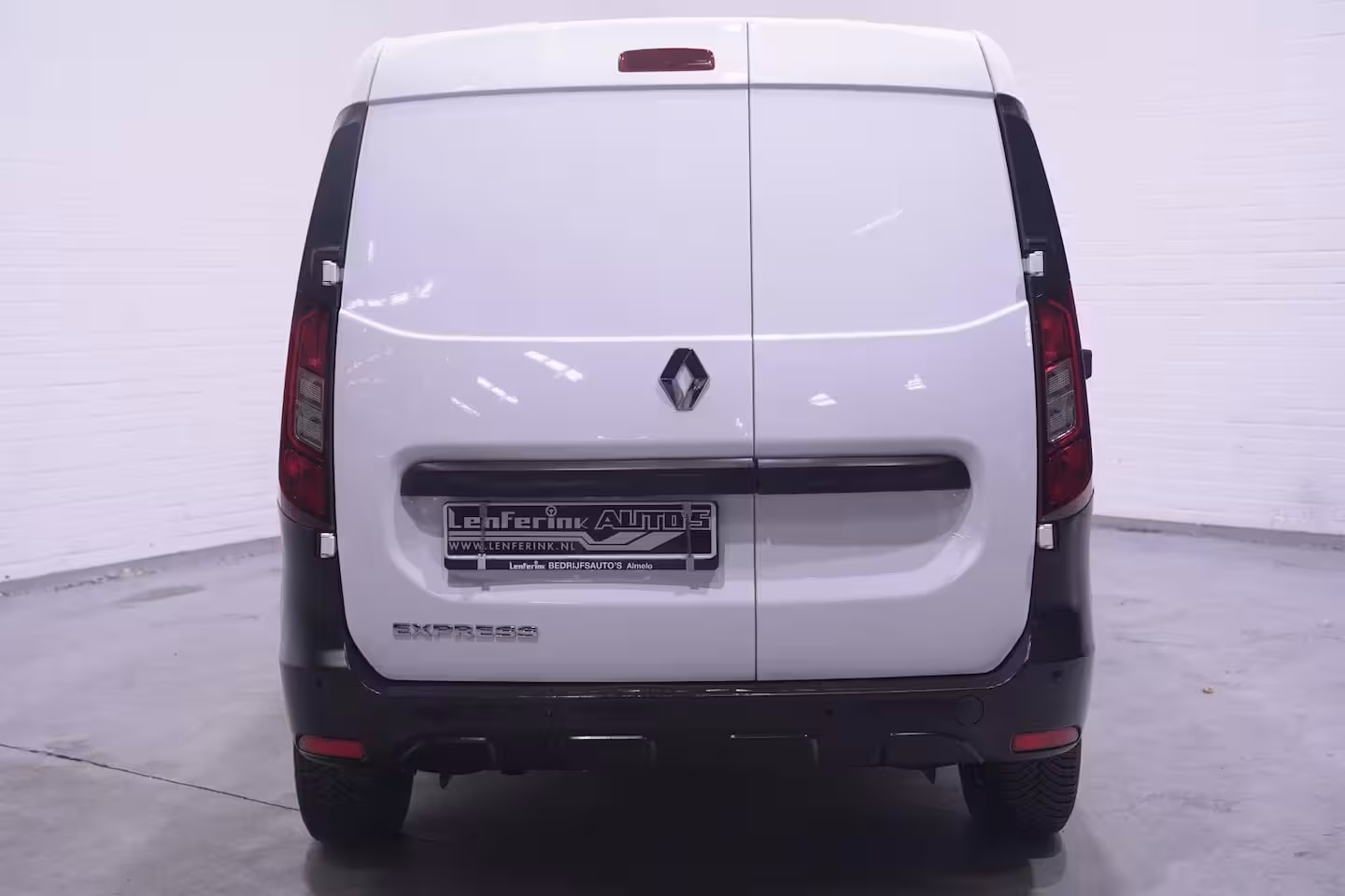 Renault Express 1.5 dCi 75 pk Airco, Apple Carplay, Elek. Pakket PDC achter