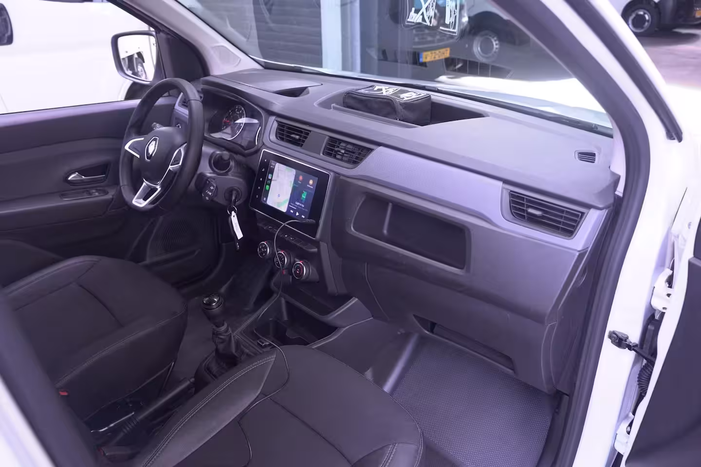 Renault Express 1.5 dCi 75 pk Airco, Apple Carplay, Elek. Pakket PDC achter