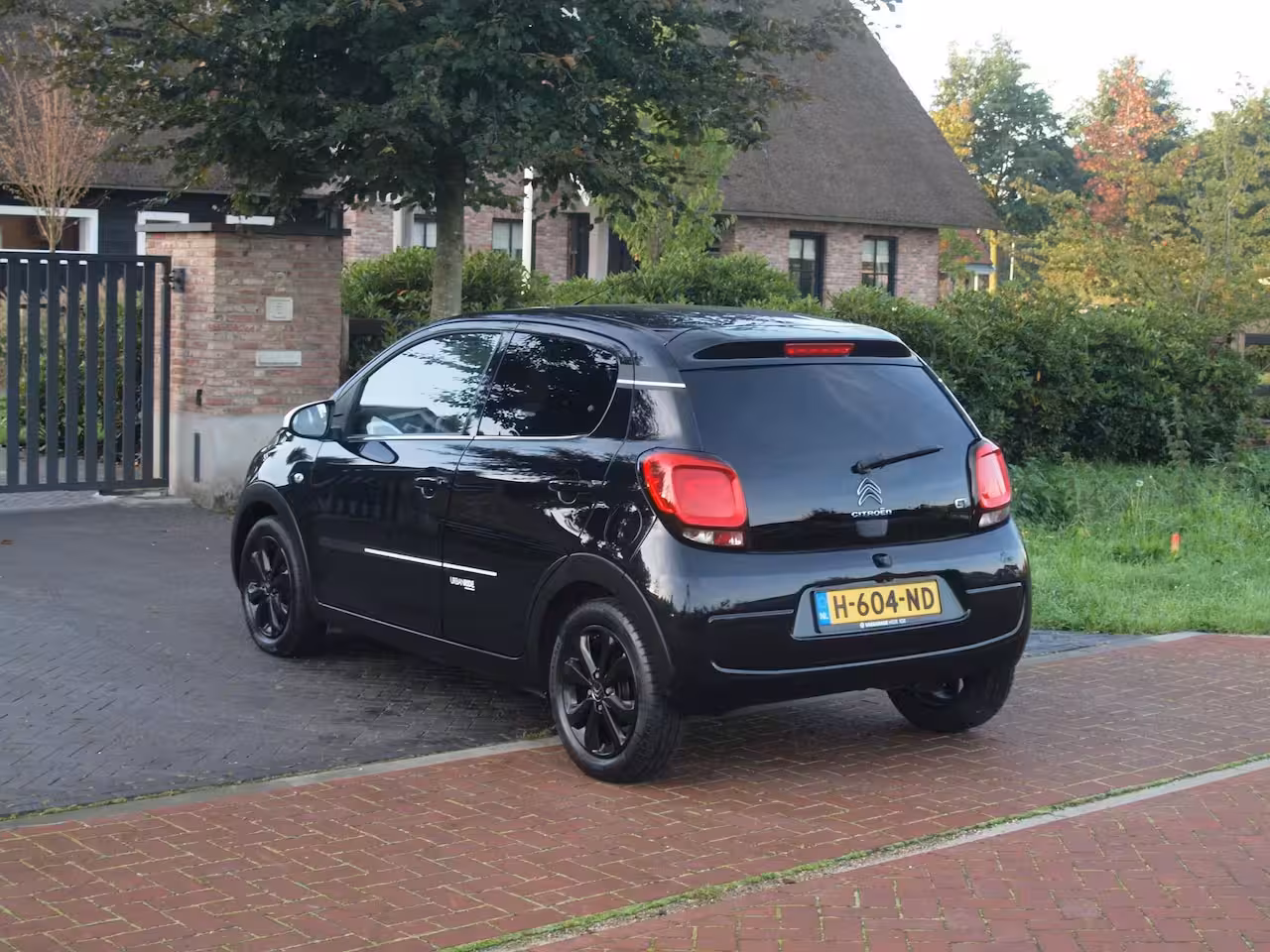 Citroën C1 1.0 VTi Urban Ride | Camera | 5-deurs | Airco | 15 Inch | NL-Auto |