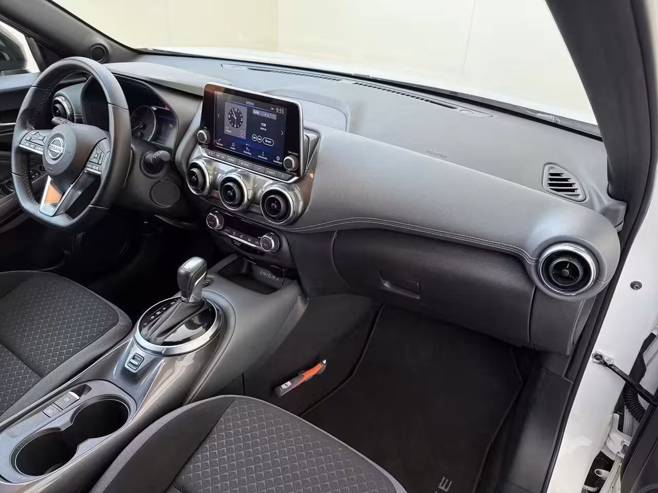 Nissan Juke 1.0 DIG-T Enigma Apple Carplay | LM Velgen | Parkeercamera | Cuise control | Climat Contro
