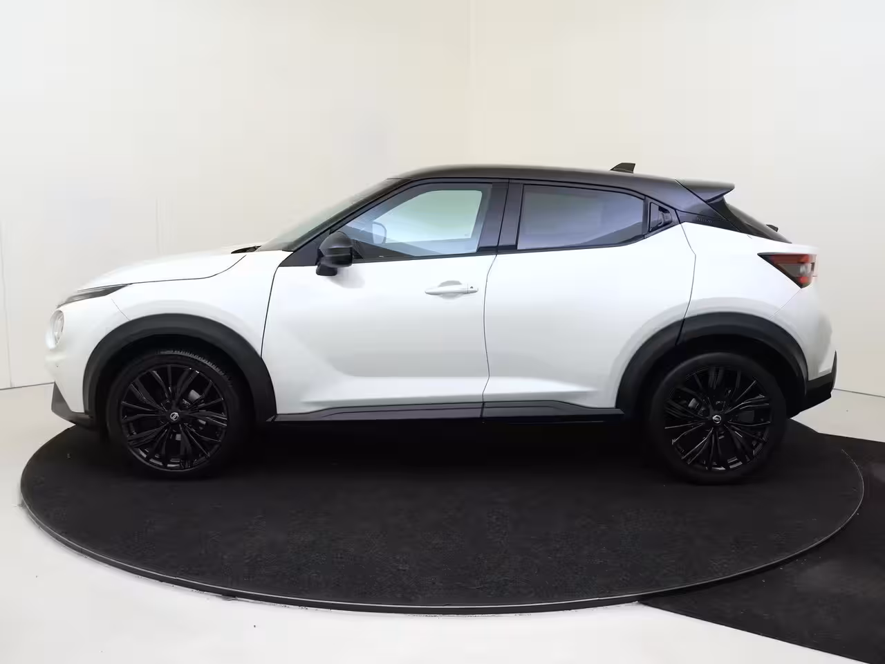 Nissan Juke 1.0 DIG-T Enigma Apple Carplay | LM Velgen | Parkeercamera | Cuise control | Climat Contro