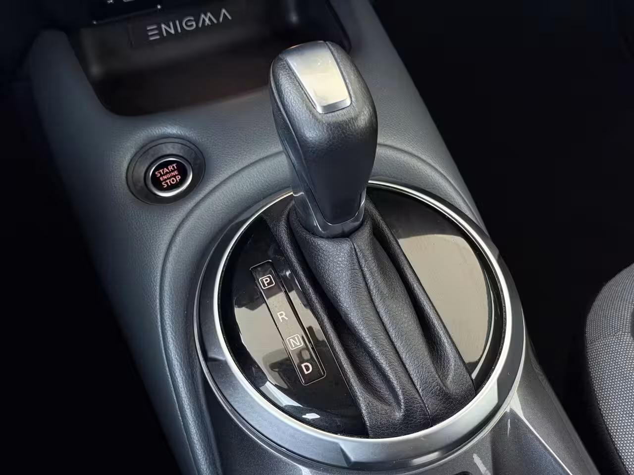 Nissan Juke 1.0 DIG-T Enigma Apple Carplay | LM Velgen | Parkeercamera | Cuise control | Climat Contro