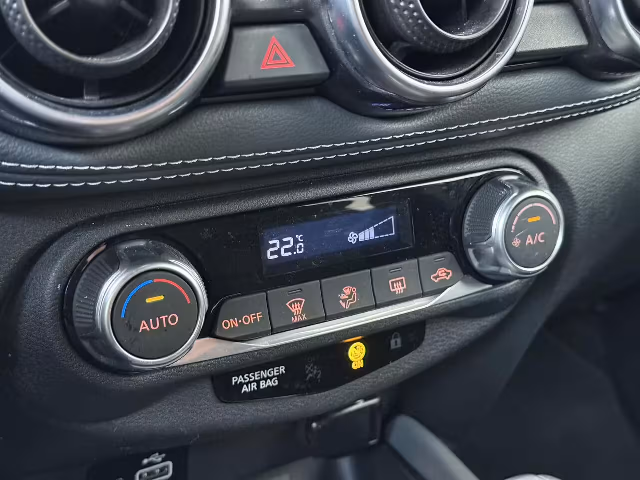 Nissan Juke 1.0 DIG-T Enigma Apple Carplay | LM Velgen | Parkeercamera | Cuise control | Climat Contro