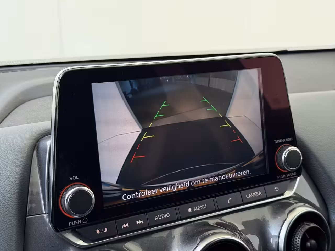 Nissan Juke 1.0 DIG-T Enigma Apple Carplay | LM Velgen | Parkeercamera | Cuise control | Climat Contro