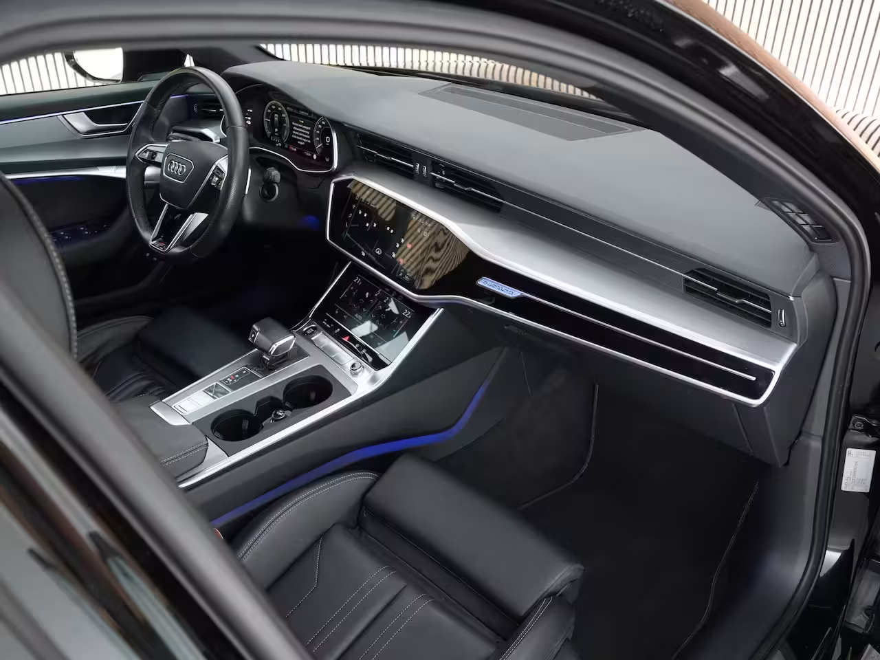 Audi A6 Avant 55 TFSI e 367pk quattro Pro Line S Competition |pano|S-line|leder|head-up|memory|ACC|elk.