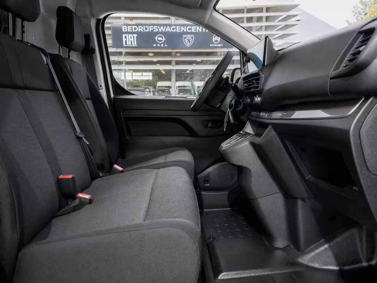 Peugeot e-Expert EV L3 75 kWh | 8 JAAR GARANTIE | | Achteruitrijcamera | Cruise control | Dodehoek detectie